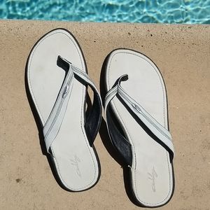 oakley leather flip flops